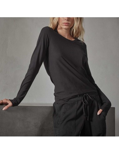 Sheer Slub Long Sleeve Crew - Black s'inspire de l'anatomie humaine