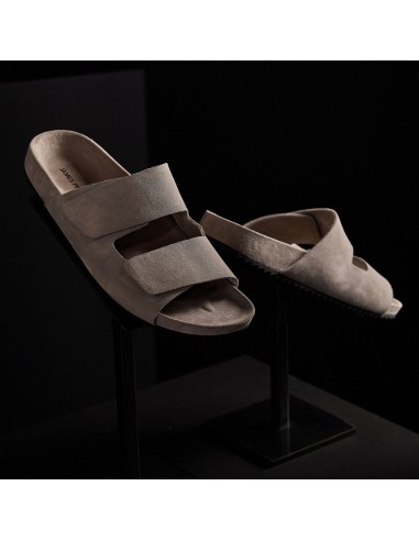 Men's Double Strap Suede Slide - Earth suggérées chez