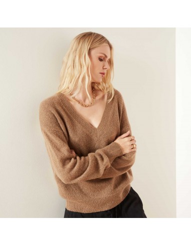 Lightweight Cashmere V Neck Sweater - Walnut acheter